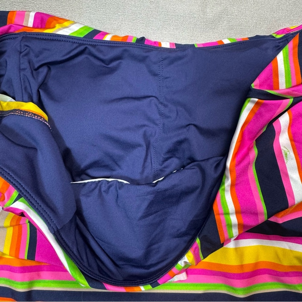 NWT New Trina Turk Ruffle Off Shoulder Swimsuit Top Only In Monaco Size 8 - Picture 7 of 9